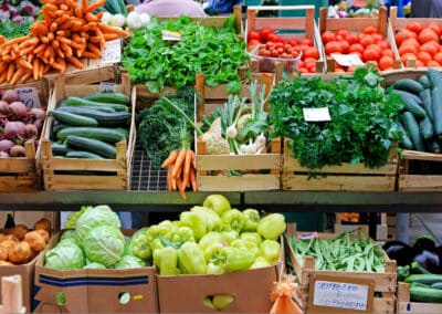 fresh,and,organic,vegetables,at,farmers,market