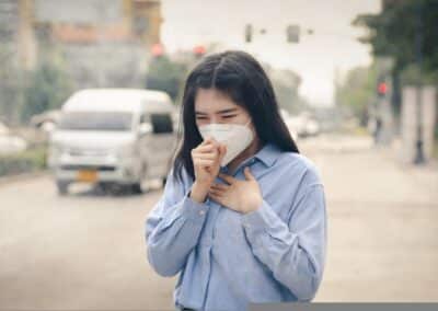 asian,woman,wearing,the,n95,respiratory,protection,mask,against,pm2.5